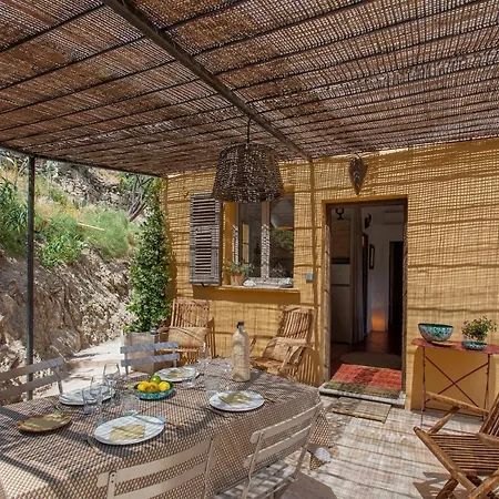 Maison A Luna * Palasca (Corsica)