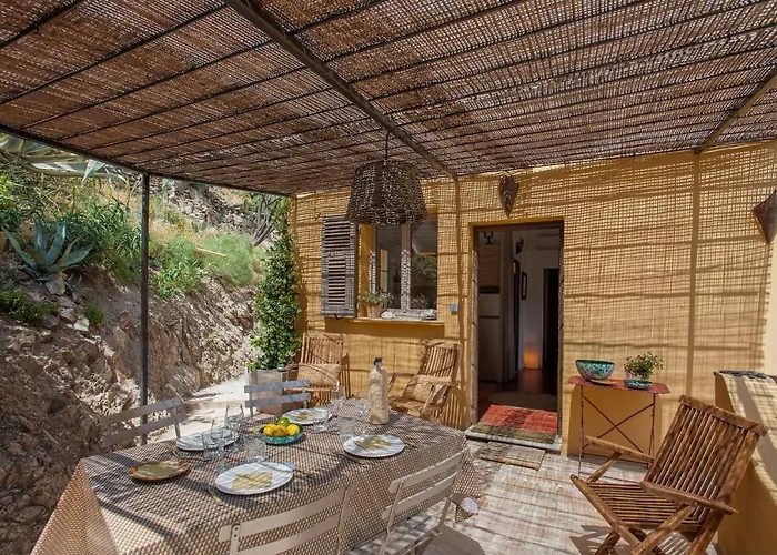 Maison A Luna * Palasca (Corsica)